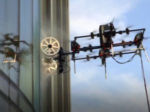 drone-limpeza-janela