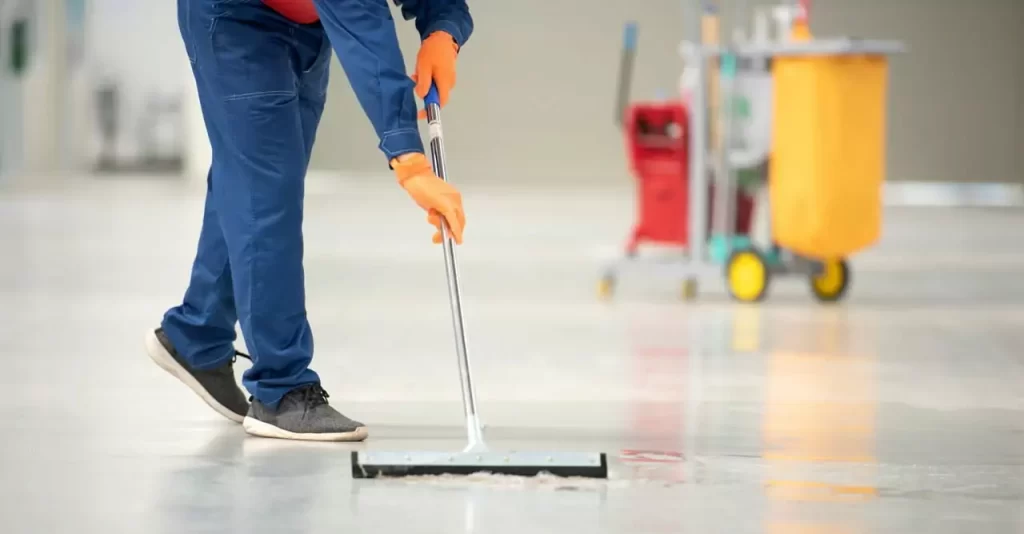 Posso usar detergente neutro para limpar piso de epóxi? 3